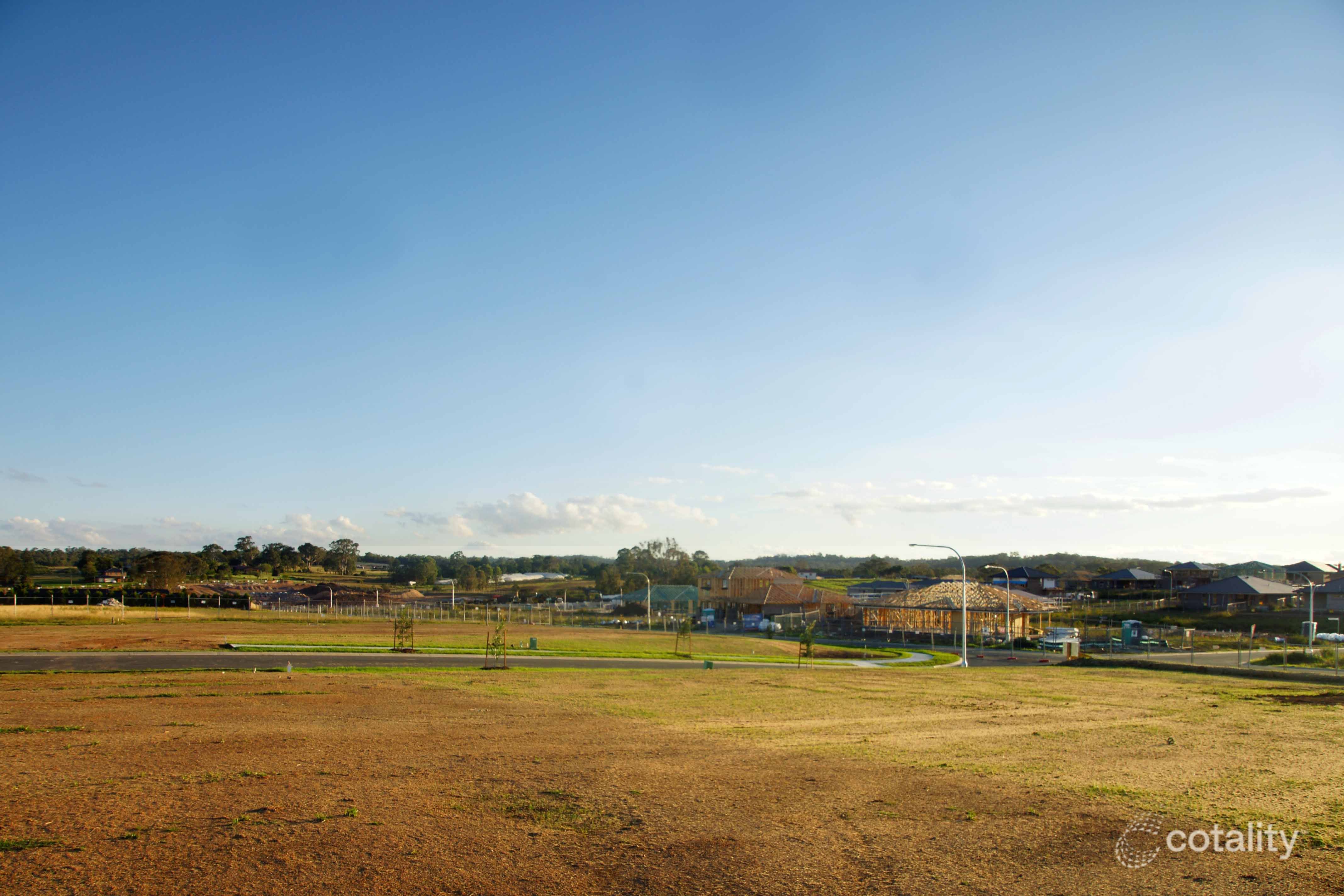 28 Kingsbury Rd, Edmondson Park, NSW 2174