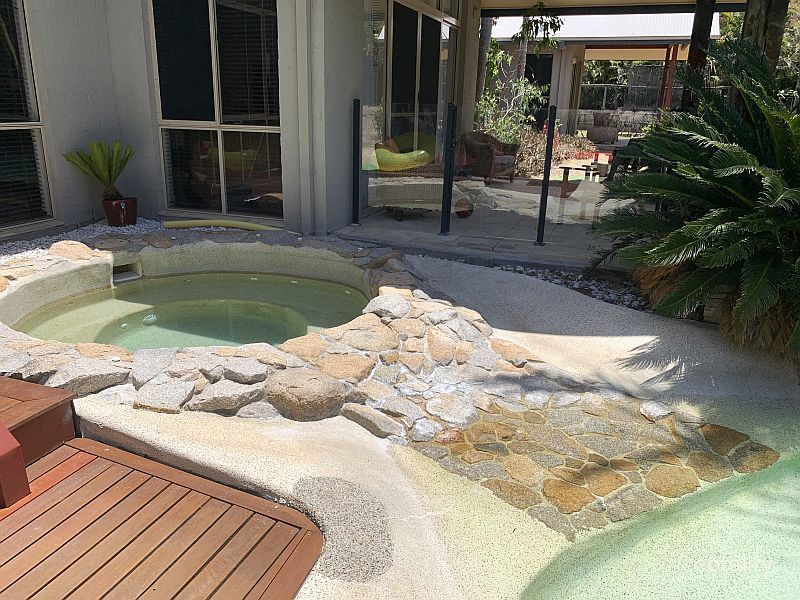 57 Bainbridge Dr, Pullenvale, QLD 4069