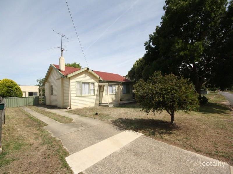 22 Eyre St, Beaufort, VIC 3373