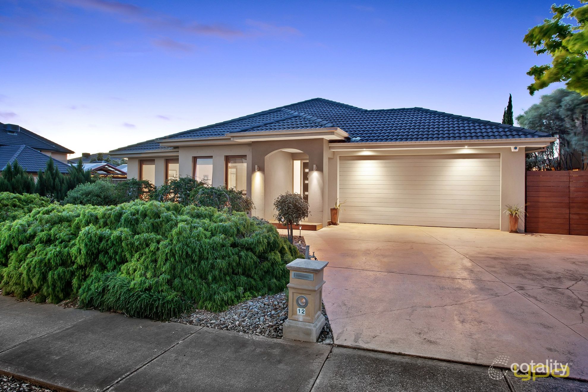 12 Evening Cl, Point Cook, VIC 3030