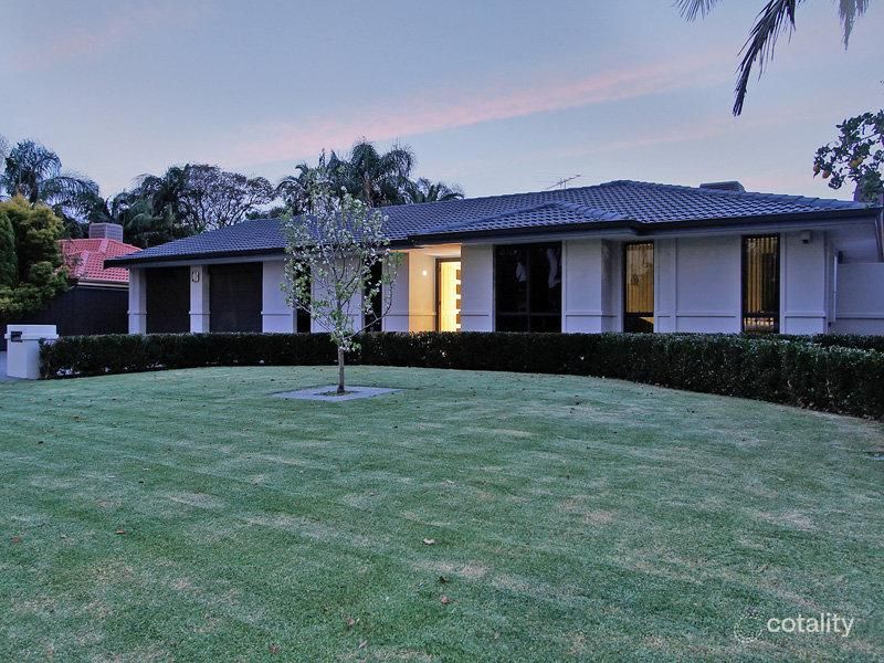 7 Charrington Ct, Leeming, WA 6149