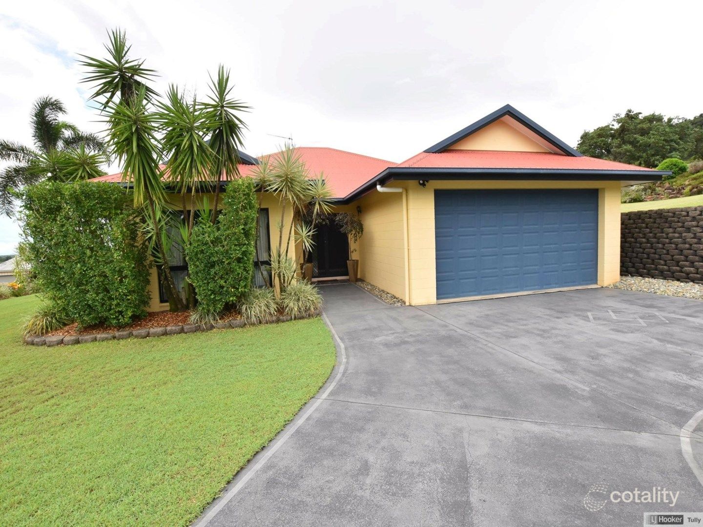 32 Pease St, Tully, QLD 4854
