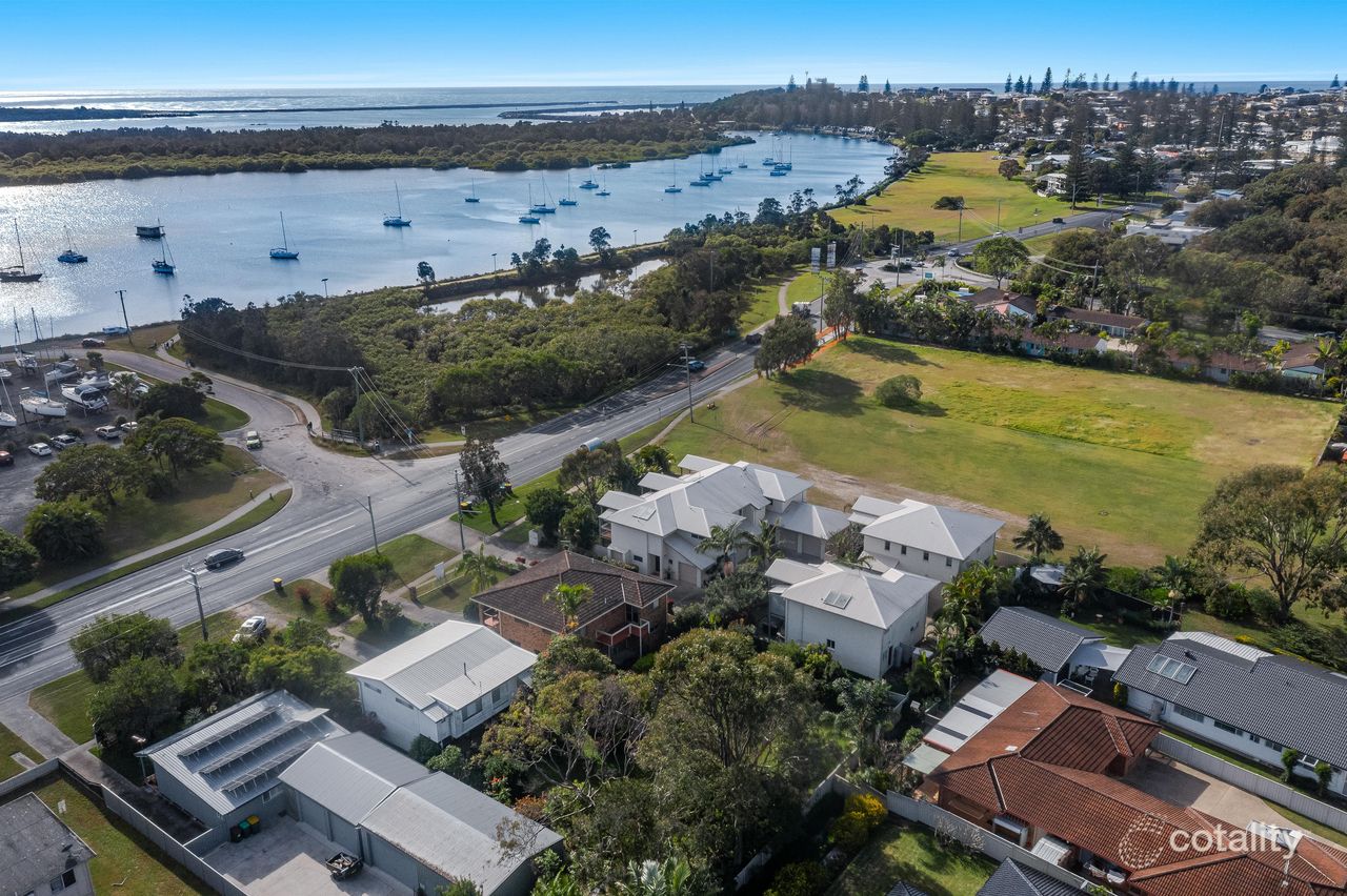 18 Yamba Rd, Yamba, NSW 2464