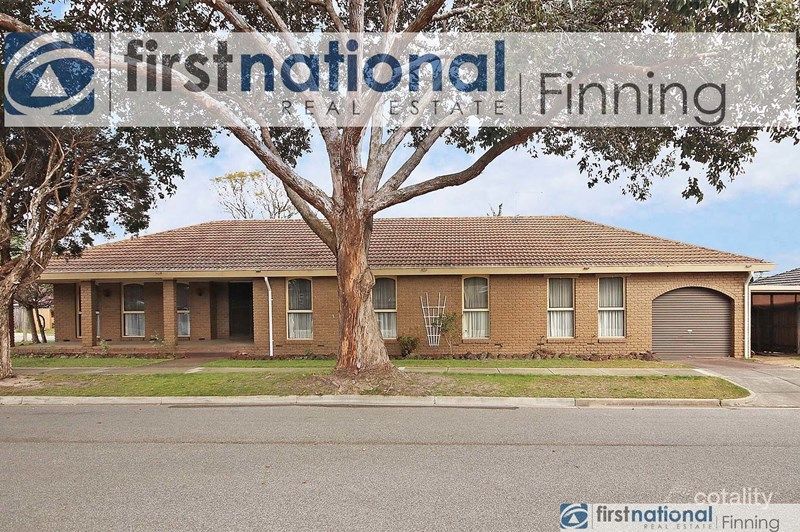 25 Baystone Dr, Cranbourne, VIC 3977