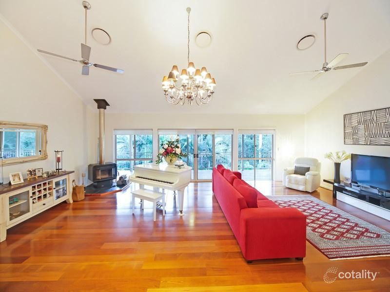 102 Patterson Dr, Tinbeerwah, QLD 4563