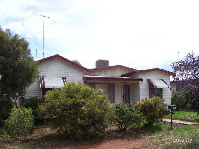 1 Macarthur St, Parkes, NSW 2870