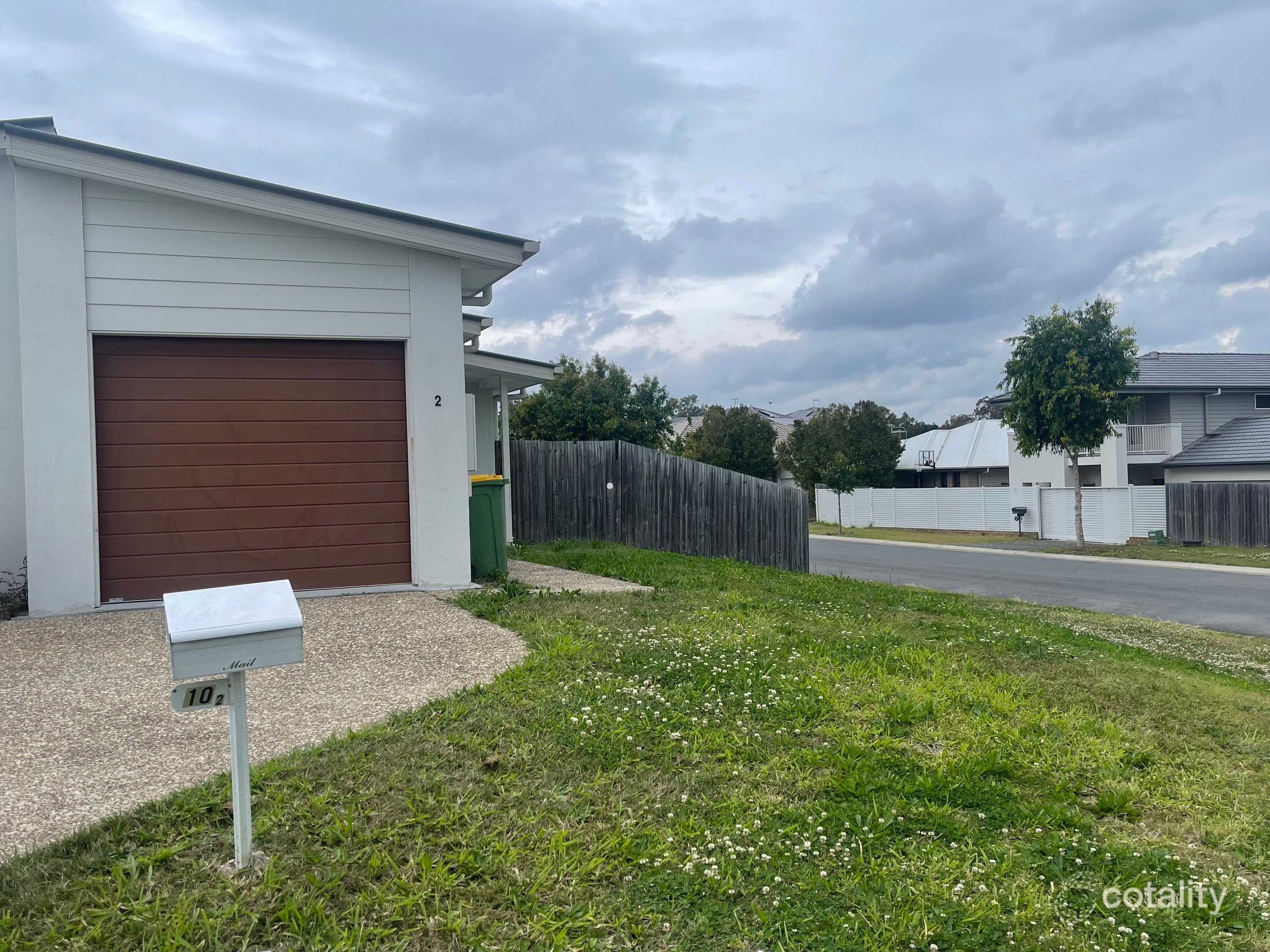 2/10 Appian Way, Loganlea, QLD 4131