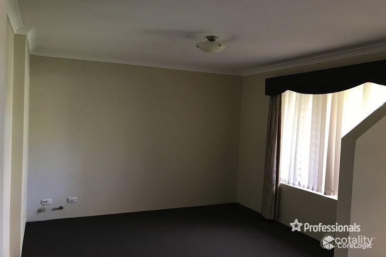 11 Daventry Dr, Alexander Heights, WA 6064