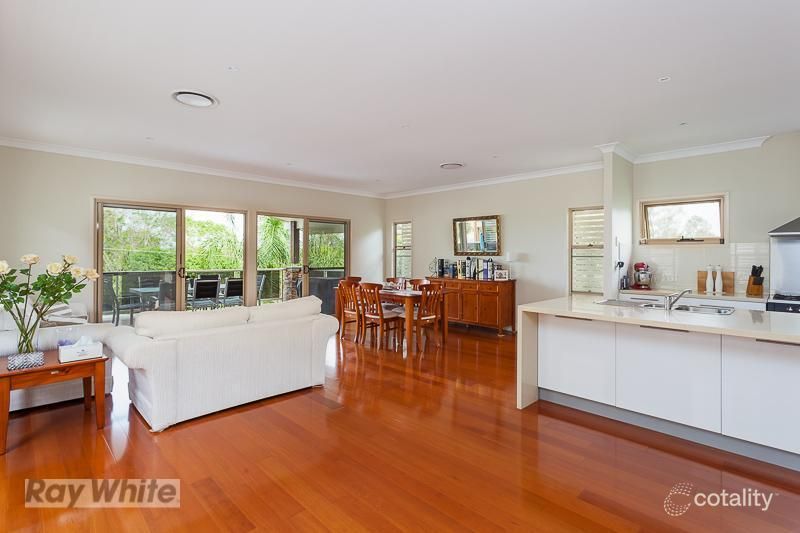 14 Cleveland Tce, Ormiston, QLD 4160