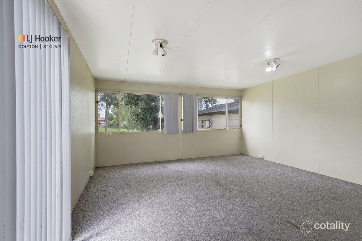 24 Arnold Ave, St Marys, NSW 2760