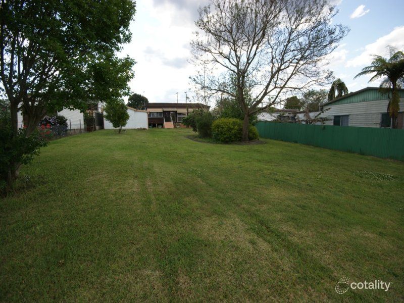 13 First St, Warragamba, NSW 2752