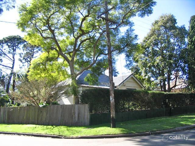 4 Clarinda St, Hornsby, NSW 2077