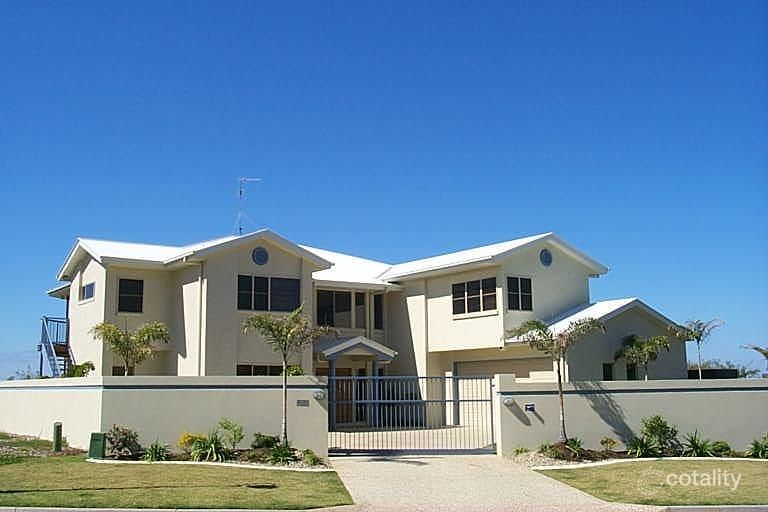 1 Beachside Ct, Shelly Beach, QLD 4551