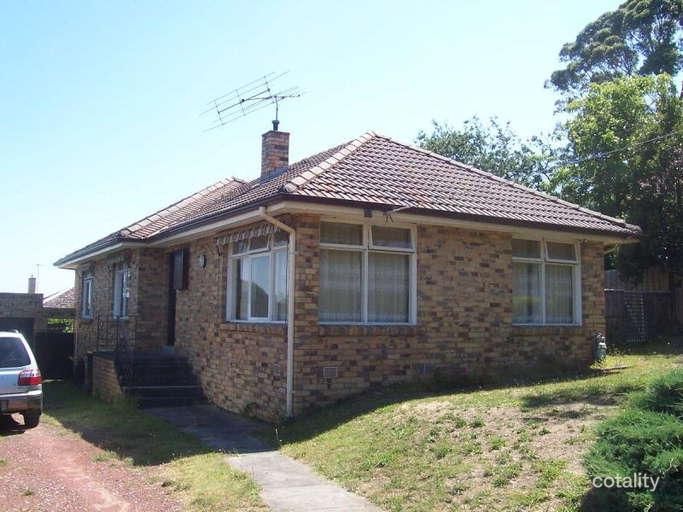 11 Leyland Rd, Mount Waverley, VIC 3149