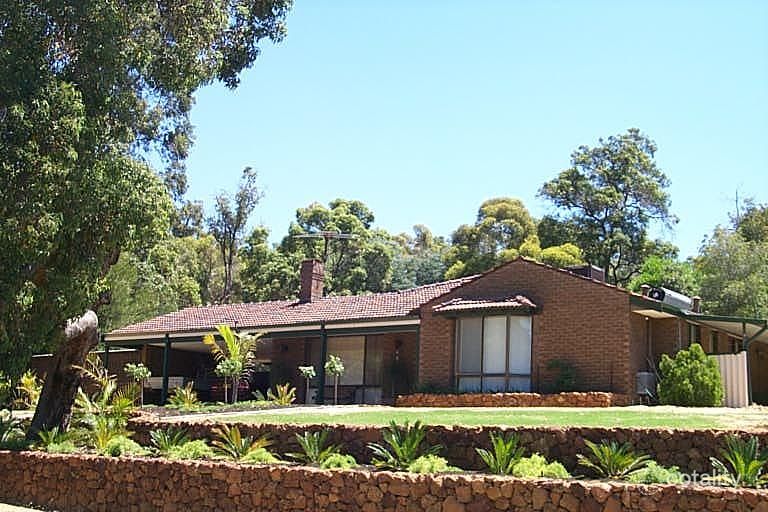 83 Amethyst Cres, Mount Richon, WA 6112