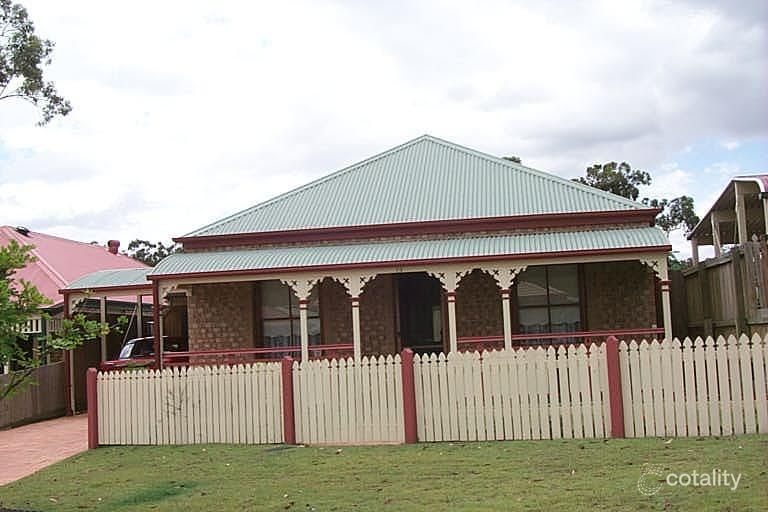 74 Brooklands Cct, Forest Lake, QLD 4078