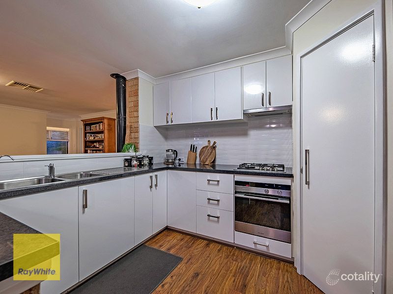 10 Wescap Rise, Merriwa, WA 6030