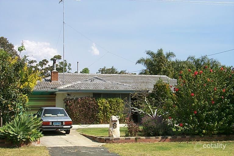 8 Joondalup Pl, Wanneroo, WA 6065