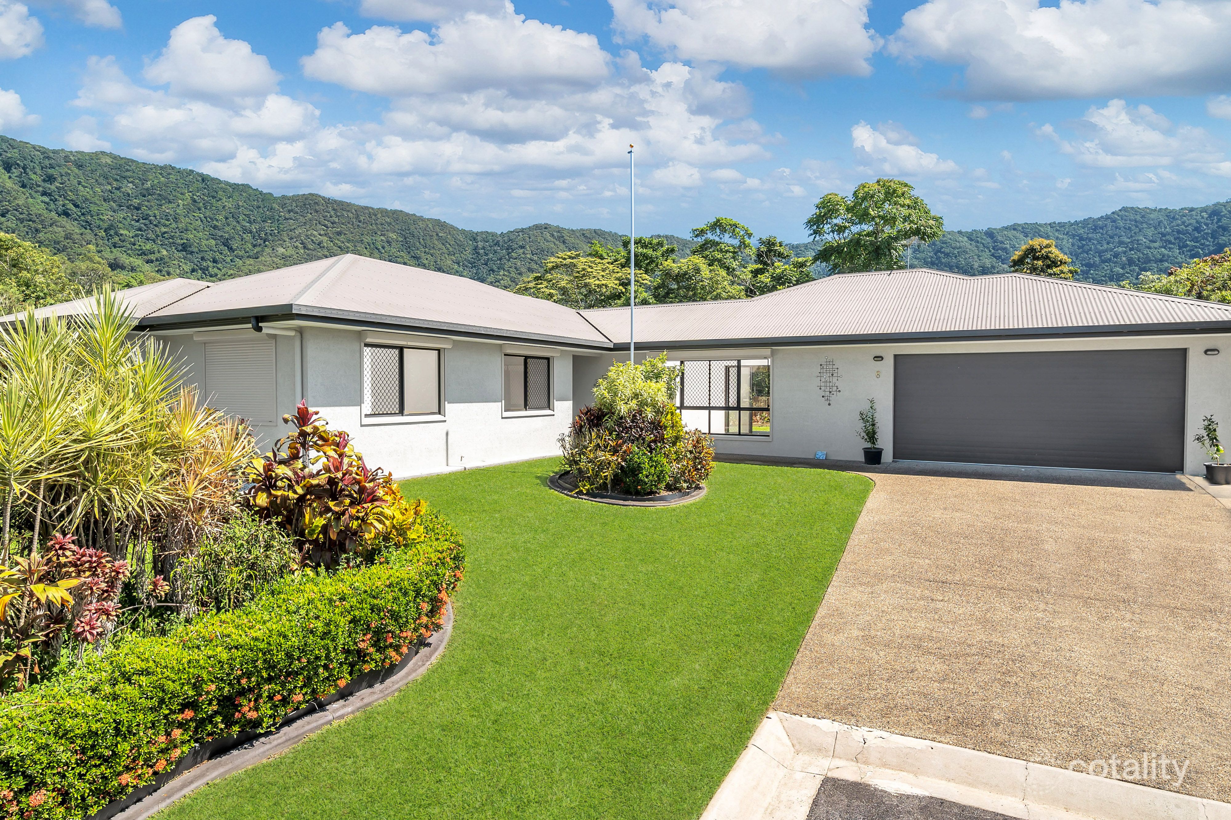 6 Conway Cl, Bentley Park, QLD 4869