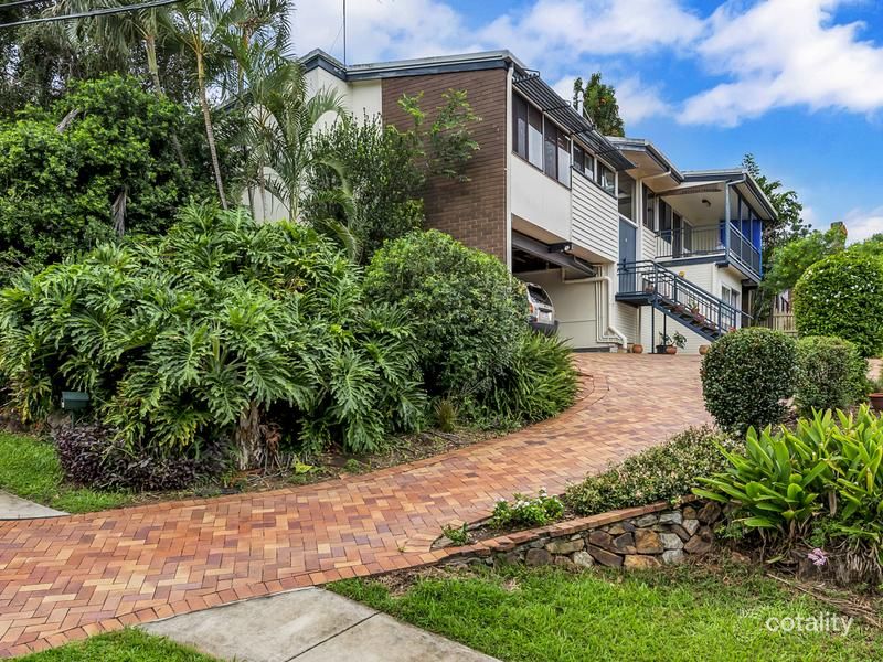 18 Sophia St, Kenmore, QLD 4069