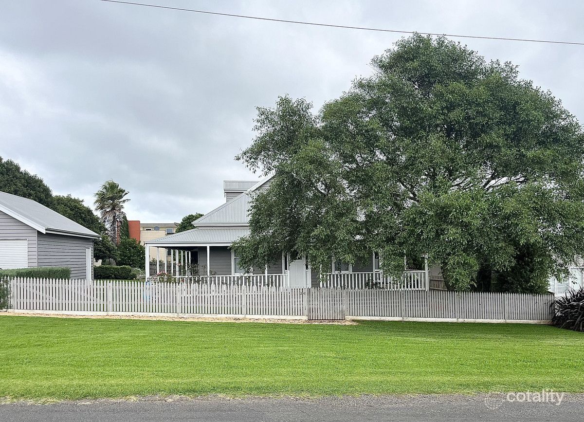 24 Walkers Lane, Koroit, VIC 3282