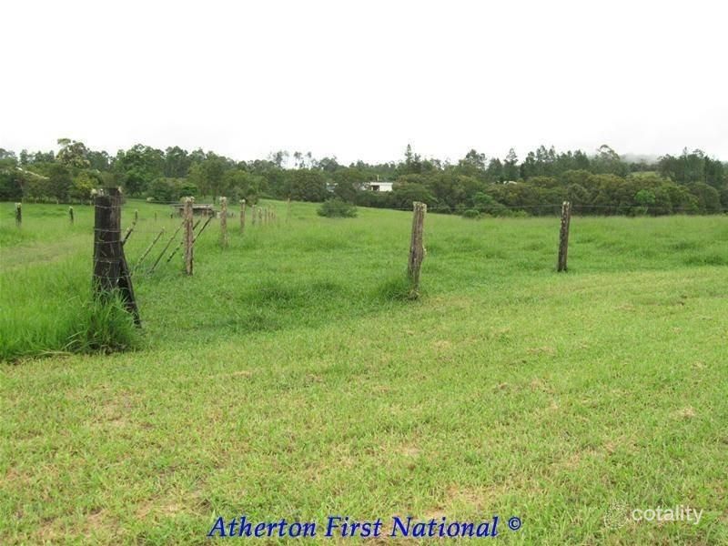 29 Imrie Cl, Lake Eacham, QLD 4884