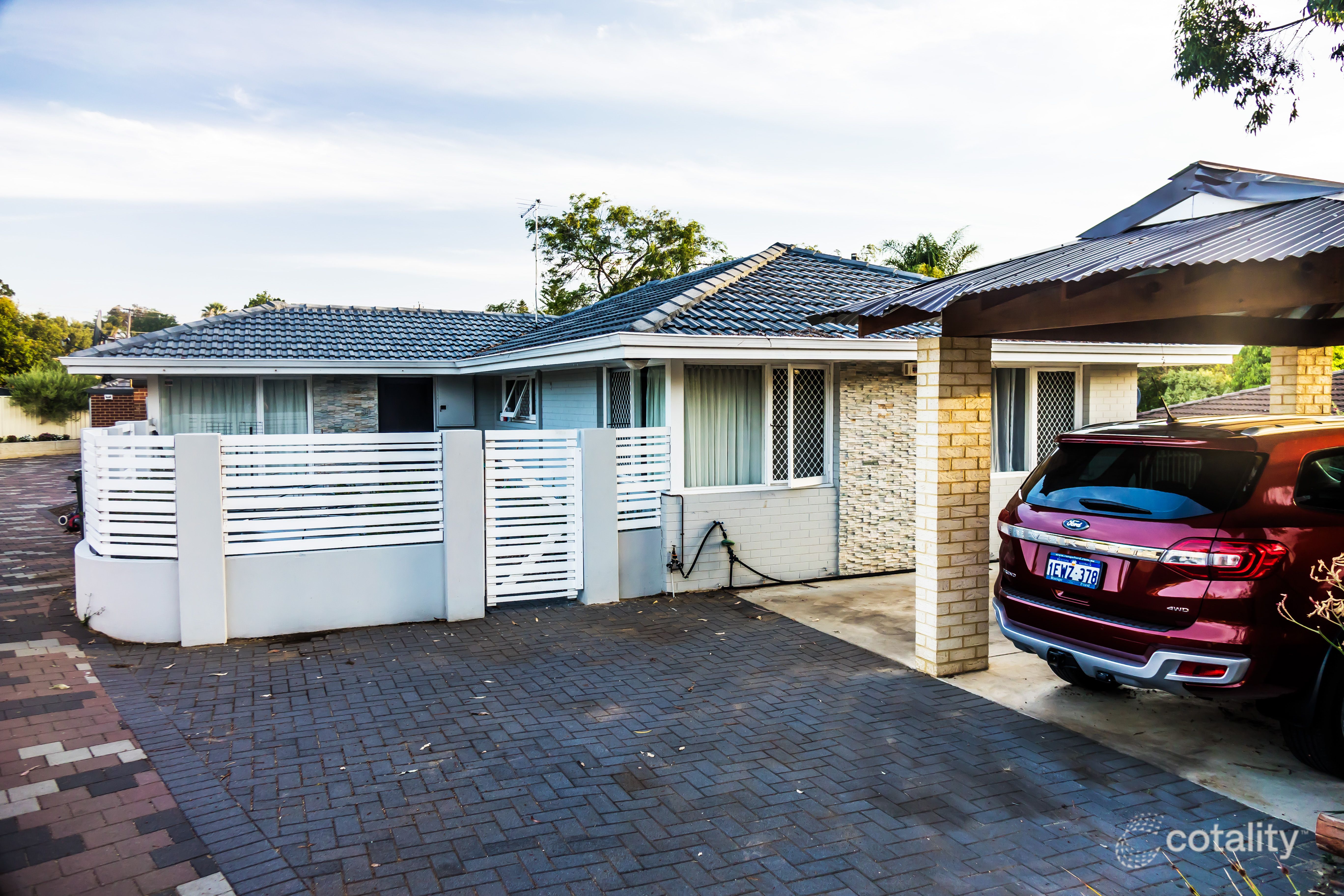 14 Denston Way, Girrawheen, WA 6064