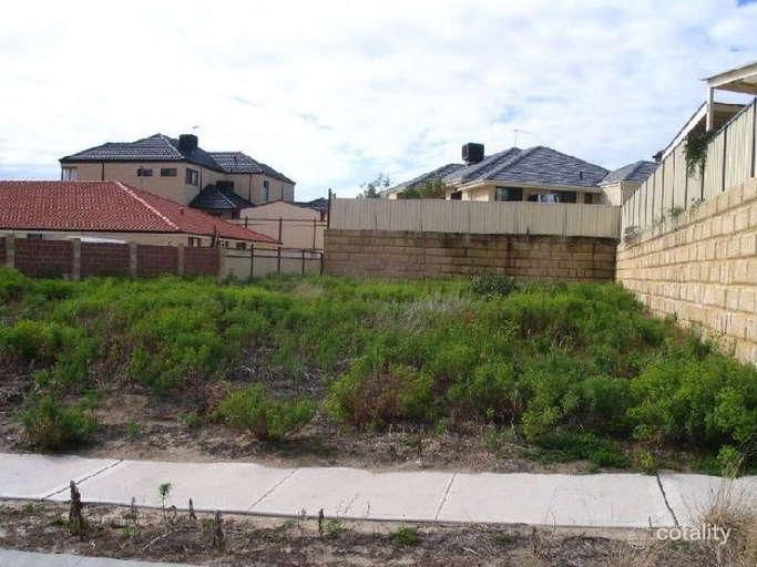 8 Salmond Turn, Wanneroo, WA 6065
