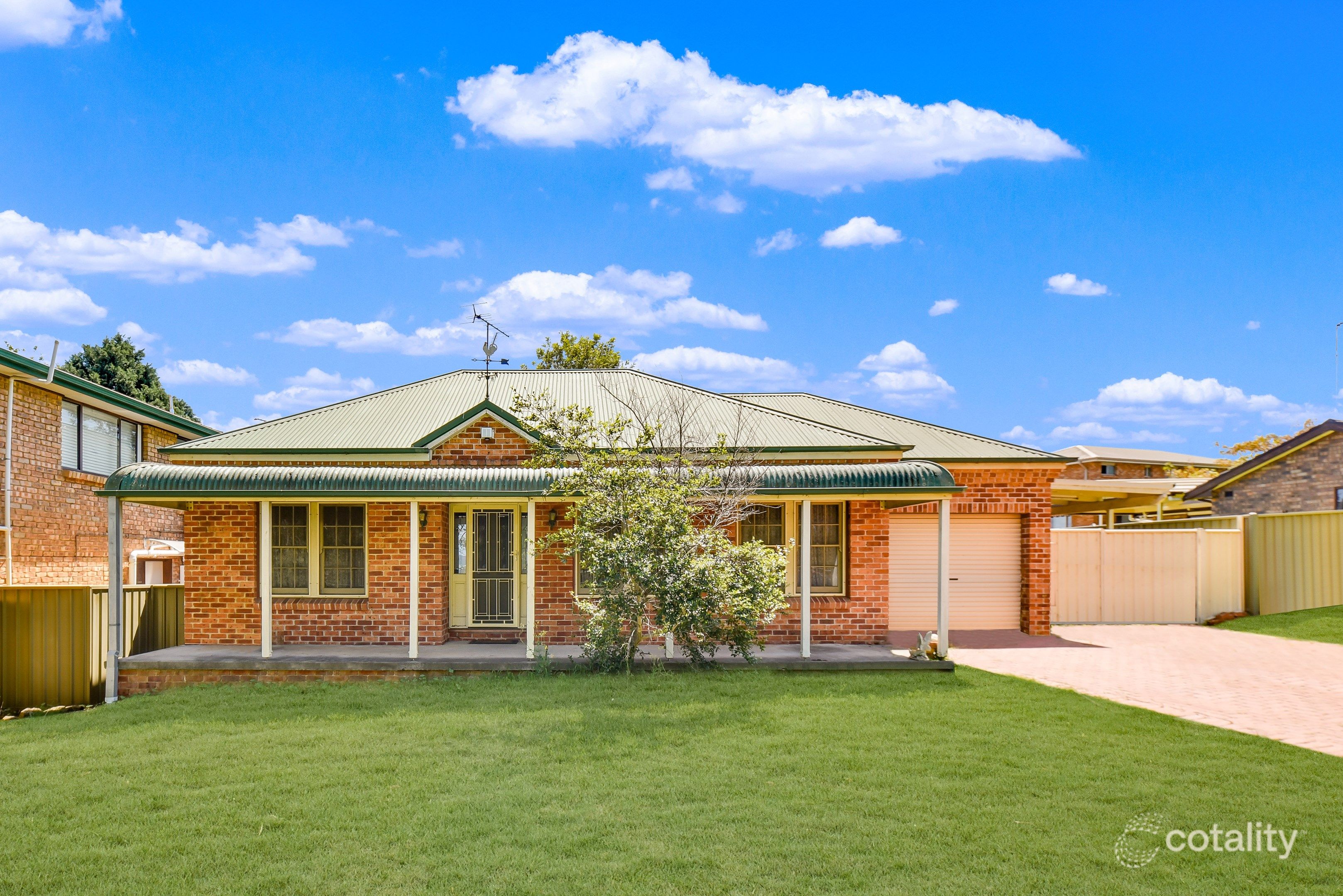 24 Welling Dr, Narellan Vale, NSW 2567
