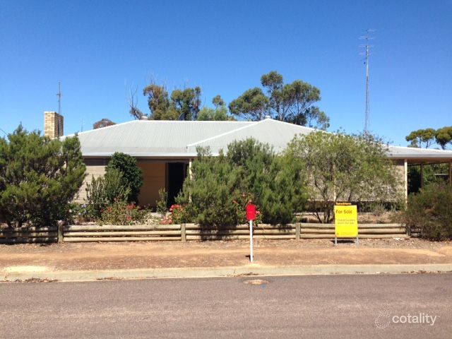 70 Railway Tce, Cummins, SA 5631