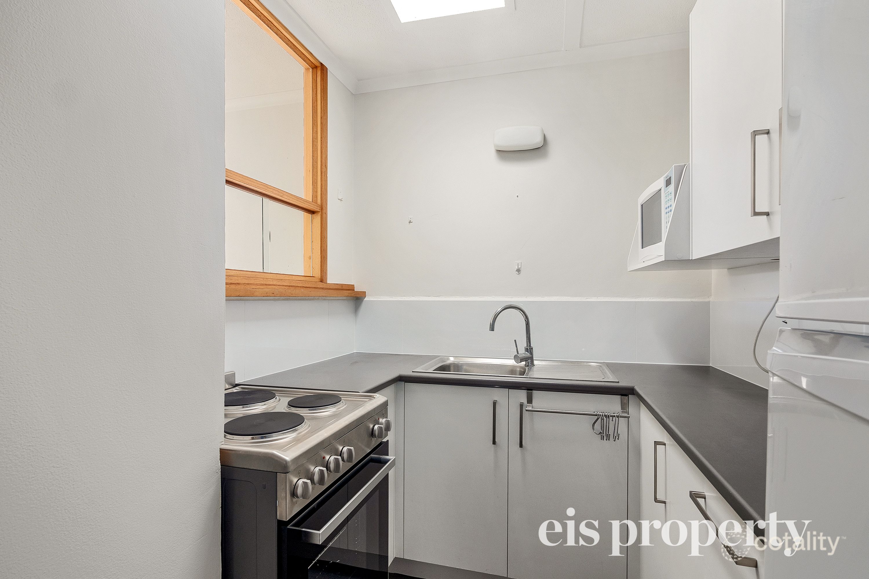 8/60 Regent St, Sandy Bay, TAS 7005