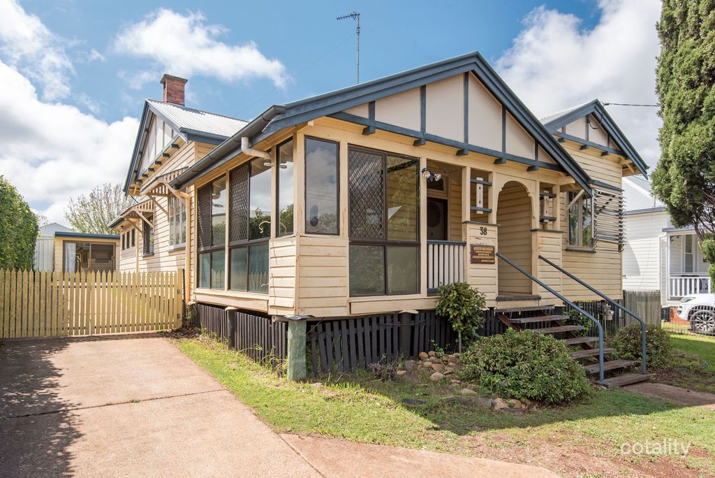38 Hume St, North Toowoomba, QLD 4350