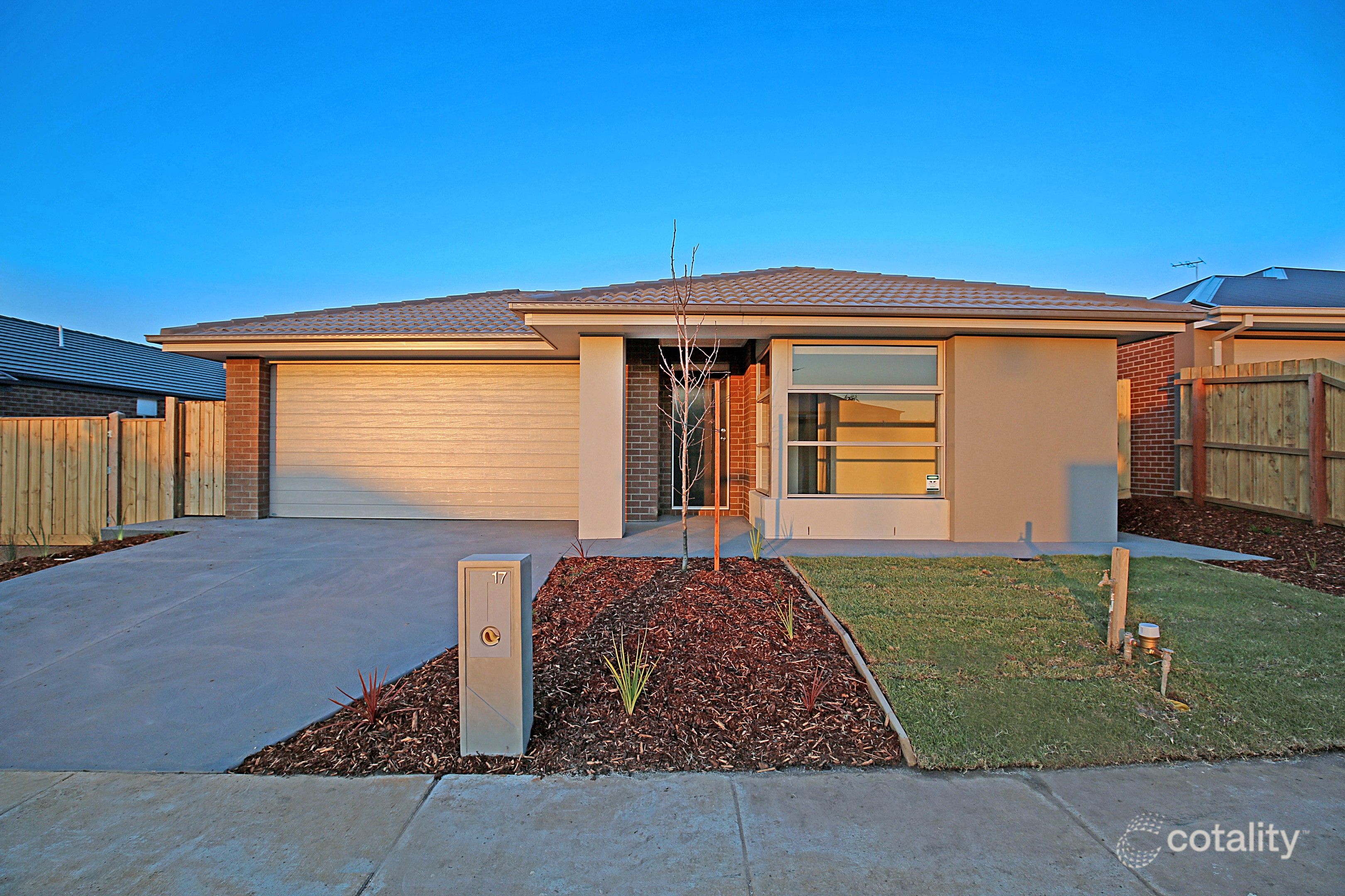 17 Miranda Cres, St Leonards, VIC 3223