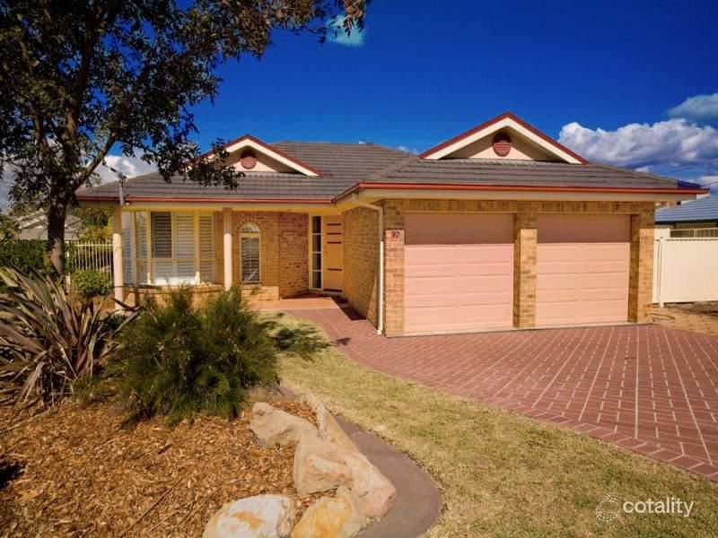92 Hillview Rd, East Branxton, NSW 2335