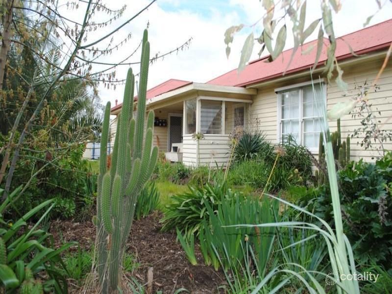 45 Devenish Rd, St James, VIC 3727