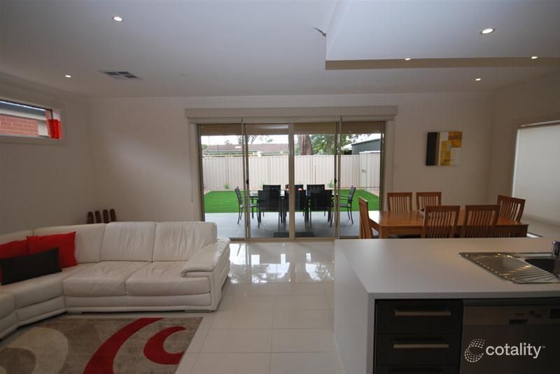 8b Springfield Ave, Athelstone, SA 5076