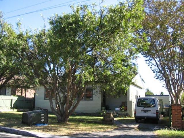 114 Barton St, Oak Flats, NSW 2529