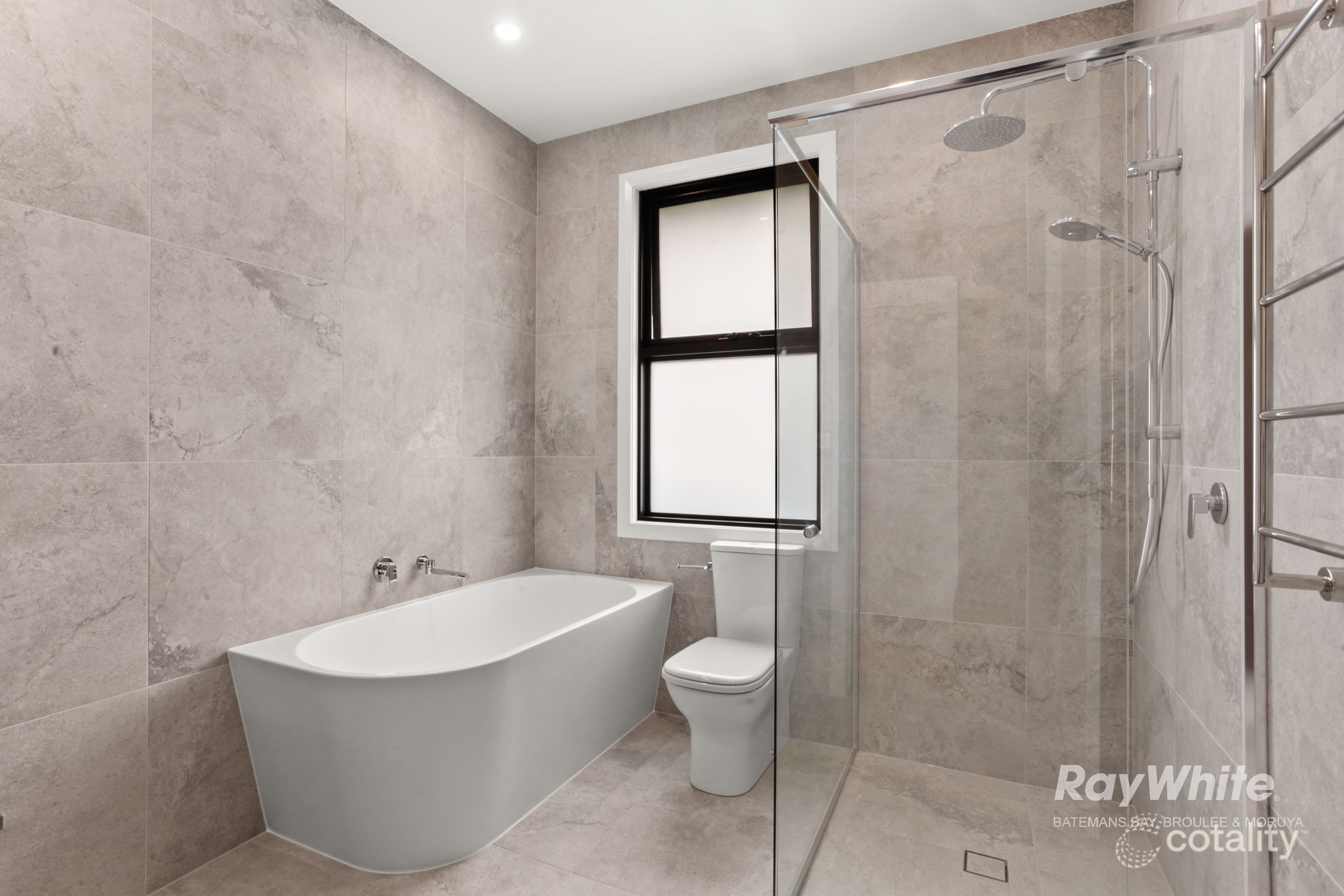 3/24 Hedley Way, Broulee, NSW 2537