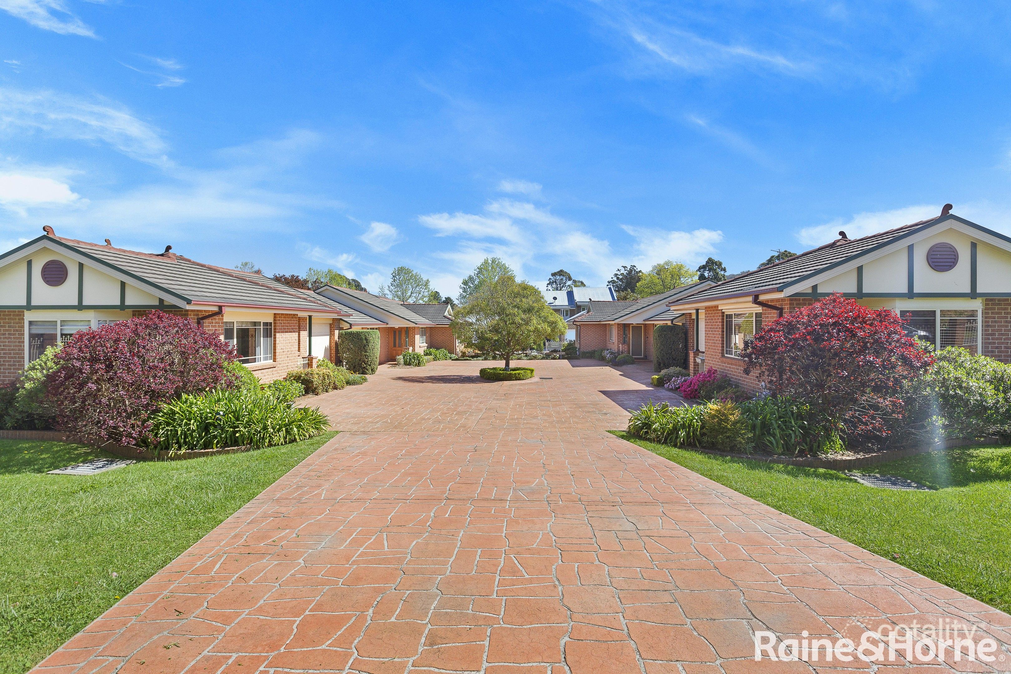 2/61 Regent St, Mittagong, NSW 2575