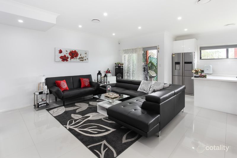 28 Princes St, Guildford West, NSW 2161