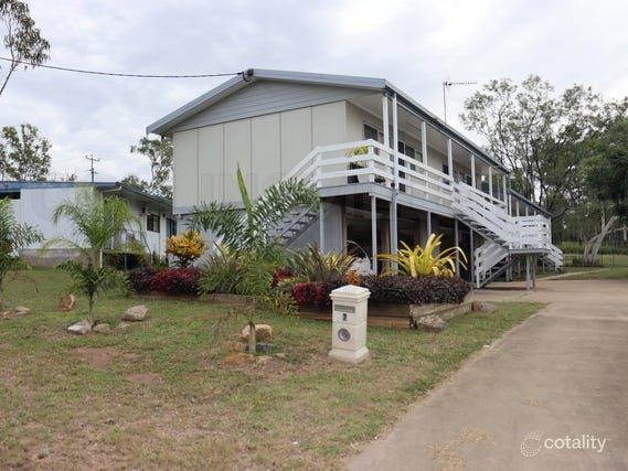 7 Red Hill Rd, Collinsville, QLD 4804