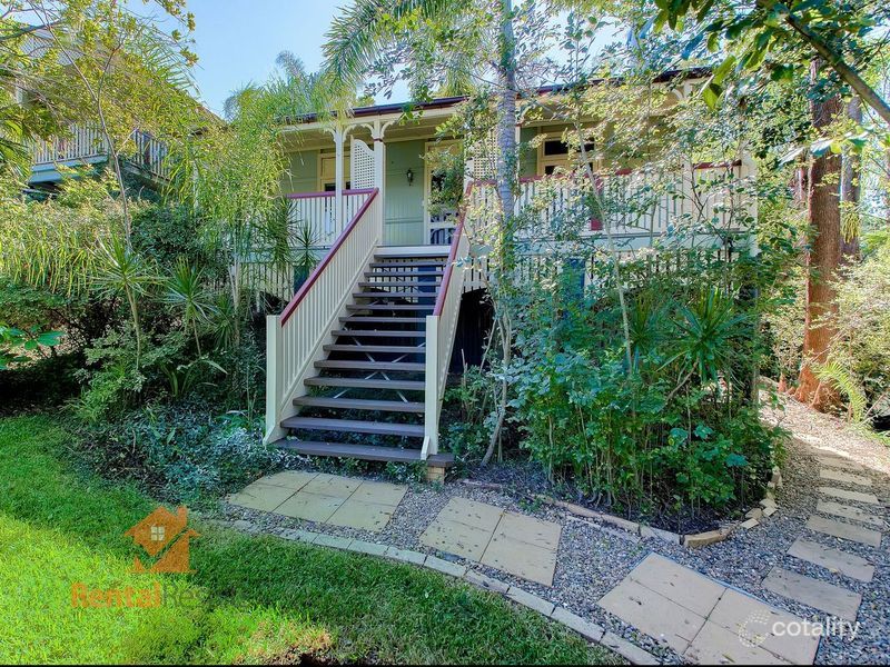 37 Shaw St, Bardon, QLD 4065