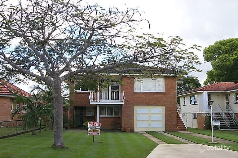 31 Turner Ave, Fairfield, QLD 4103