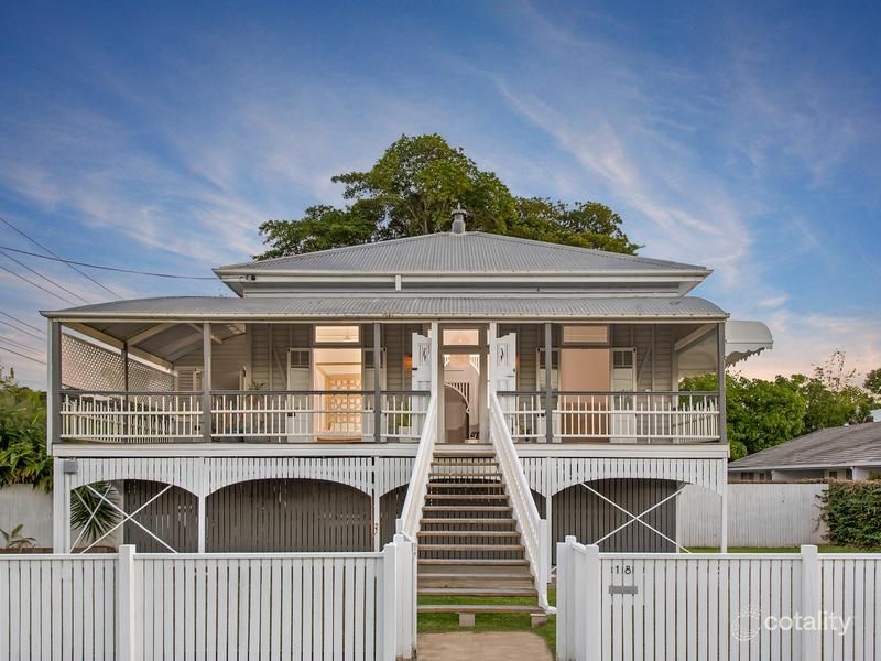 18 Philp St, Hermit Park, QLD 4812