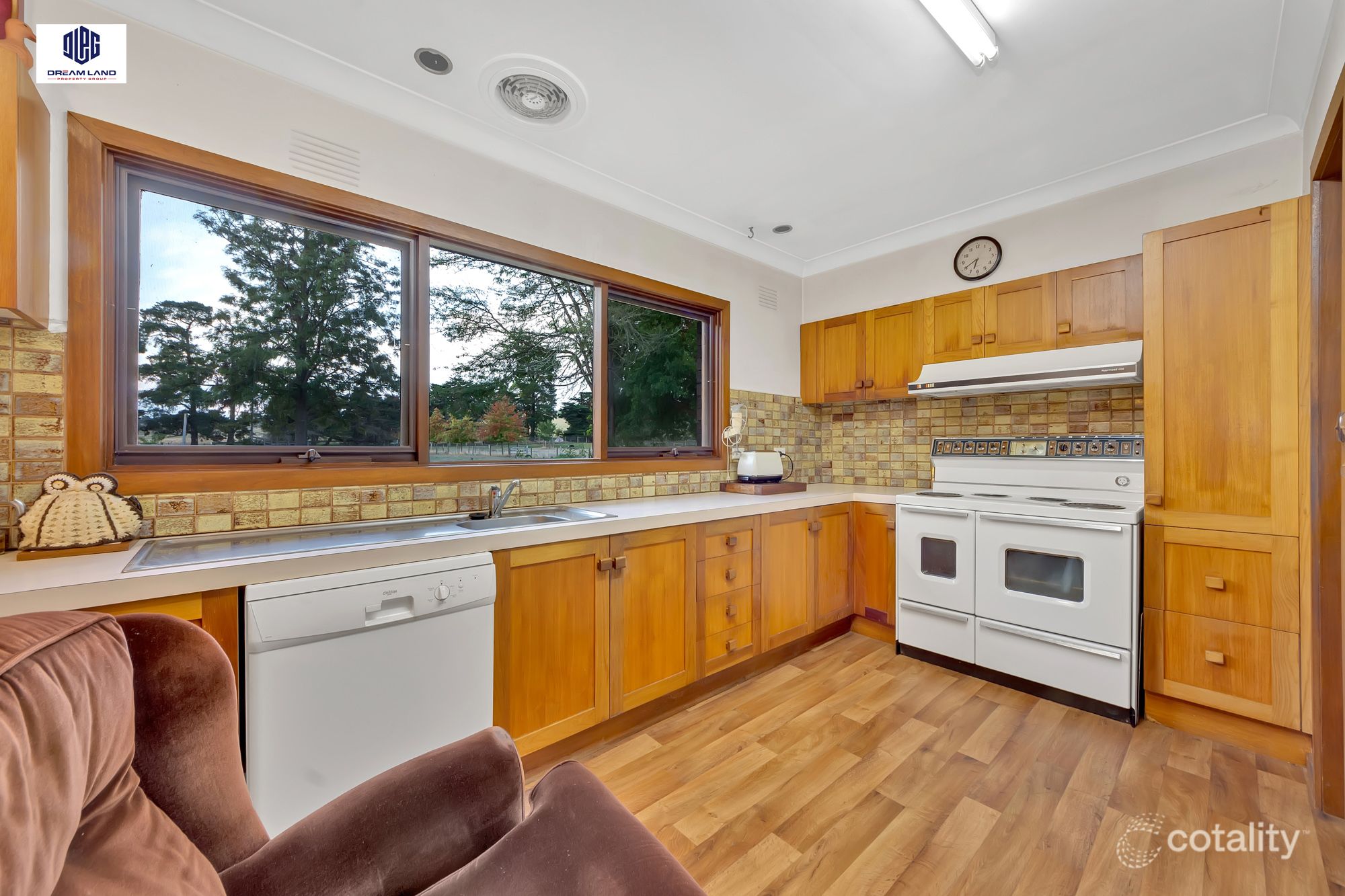 13 Paynes Rd, Chirnside Park, VIC 3116
