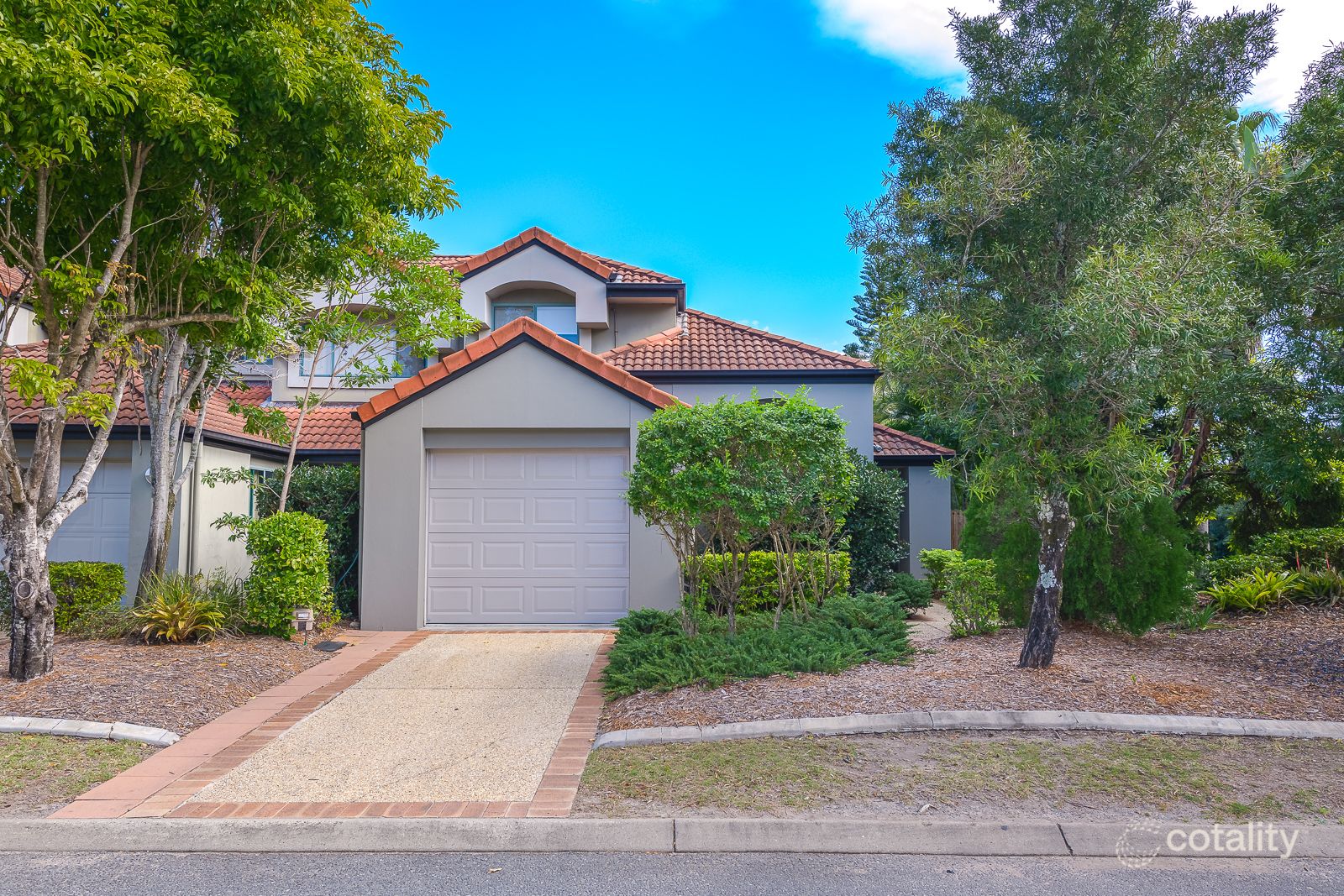 123/19 Santa Barbara Rd, Hope Island, QLD 4212