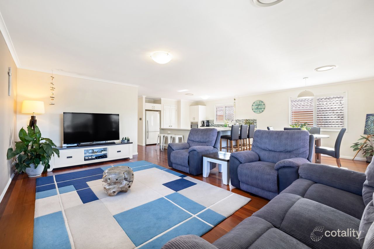 19 Glenelg Ave, Mermaid Beach, QLD 4218