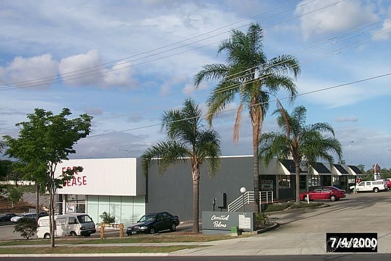 1/2 Central Ct, Hillcrest, QLD 4118