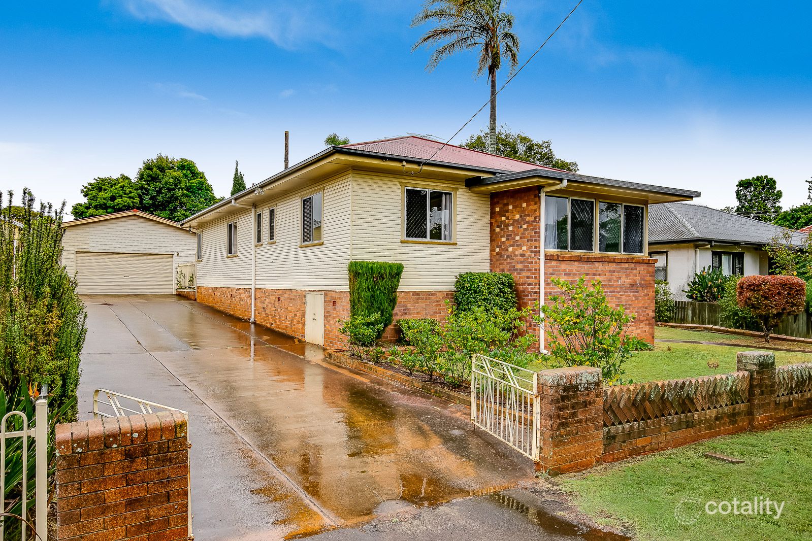 25 Lloyd St, Harristown, QLD 4350
