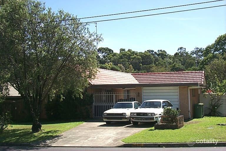 33 Lavinia St, Southport, QLD 4215